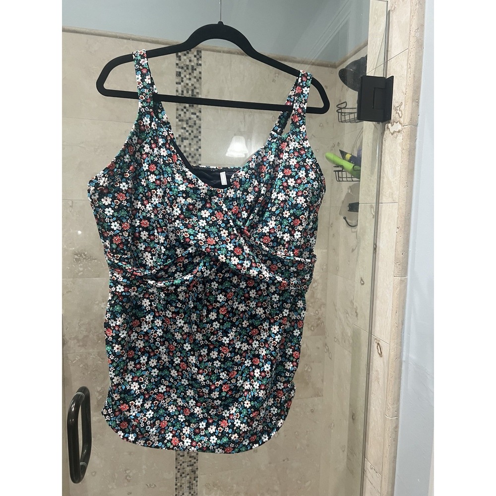 Lands End Floral Underwire Tankini Top Blue Red White 24W DD NEW